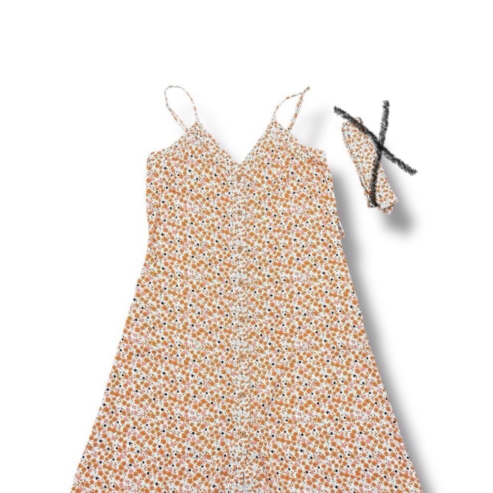 Floral Midi Dress in Orange and White
❤️
